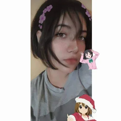 Nicole SH
