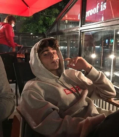 E T H A N