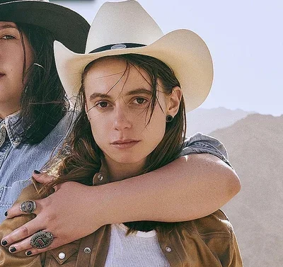 Julien Baker -CB au-