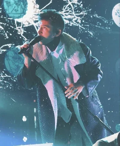 Tyler Joseph - 014