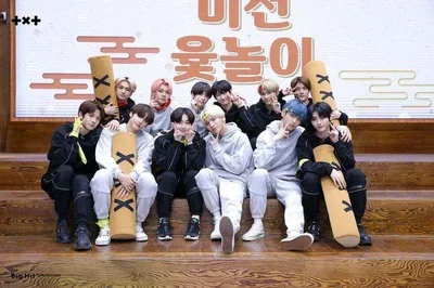 TXT X ENHYPEN
