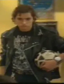 -Pifas Gómez-