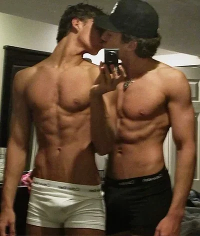 Bi roommates