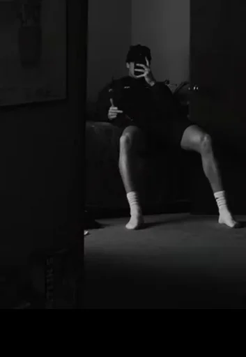 Hot af roomate