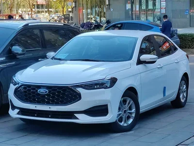 2022 Escort CN-Spec
