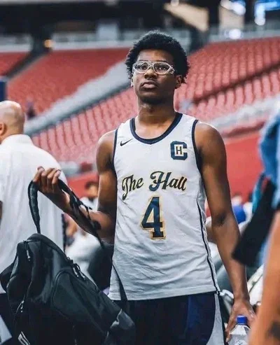Hs BB- Bryce James