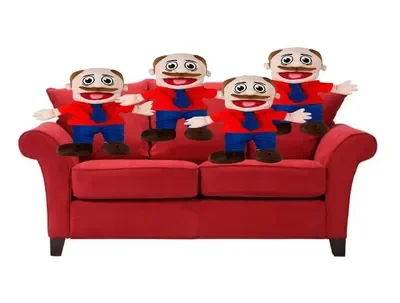 FORE LITTOL MARVINS JUMPING ON THE BED