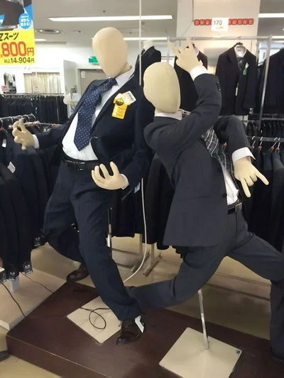 Hot mannequins man 😩😩😩