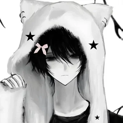 ♡•°L U K E°•♡