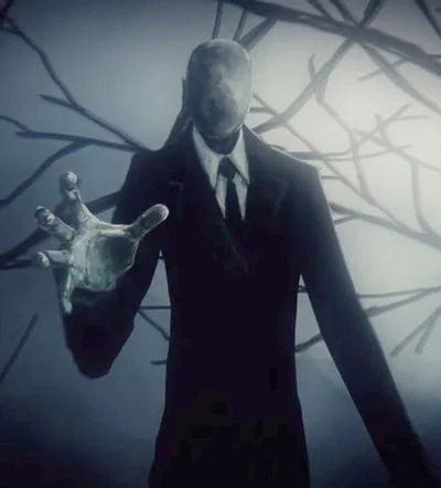 The Operator/Slenderman [creepyhornets]