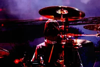 Torchbearer `` Reflection | Cliquetober #6 ``