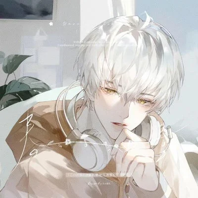 Your gamer boyfriend, Vano.